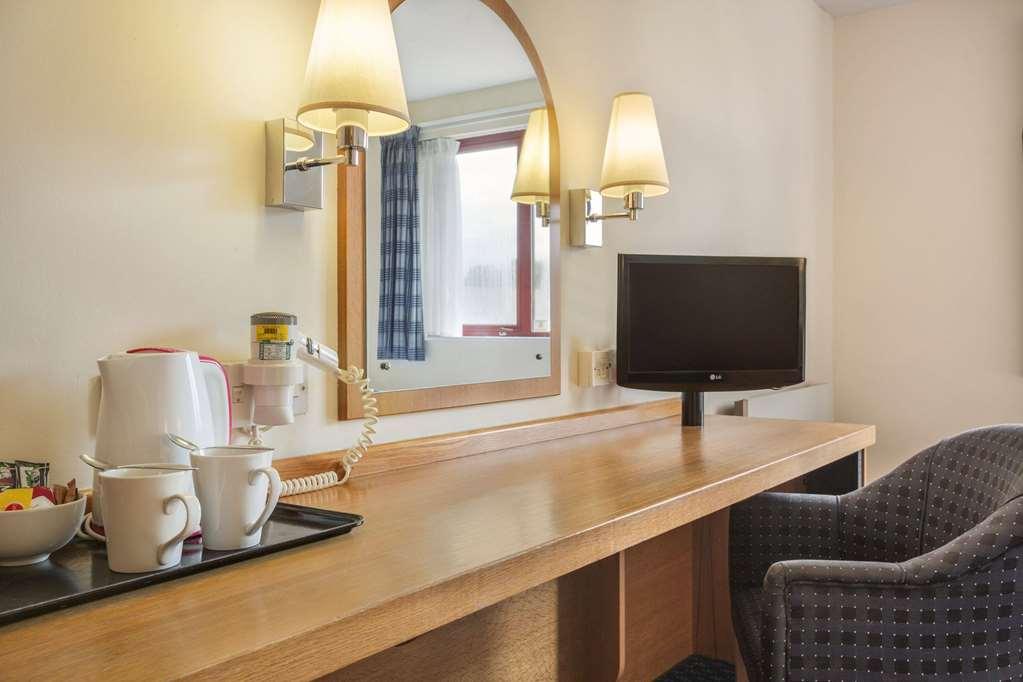 Days Inn Magor Pokoj fotografie